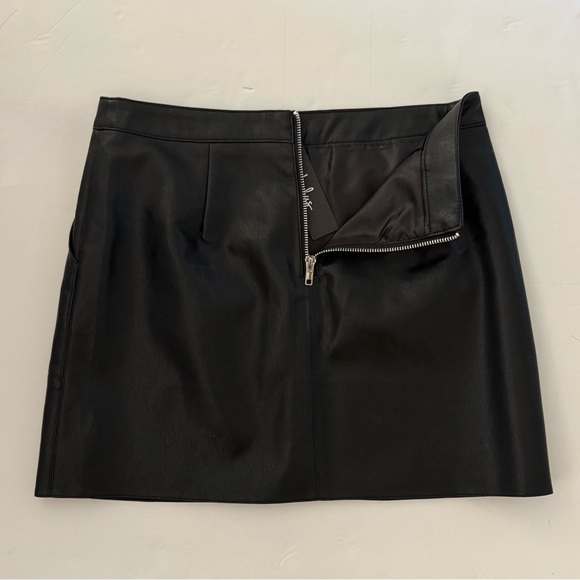 Lulus Harley Faux Vegan Leather High Rise Mini Short Skirt, Black, Size M, NWT - Picture 10 of 14